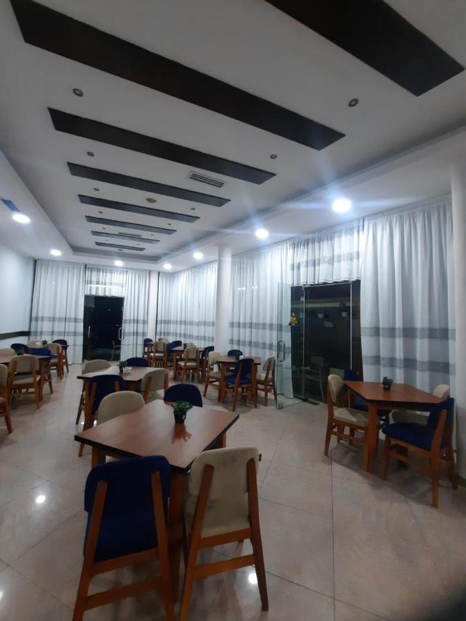 Hotel Megniar Lushnje Экстерьер фото